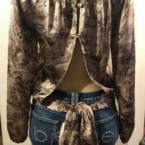 BCBGMAXAZRIA Boat neck Women Sz XXS Blouse Long Sleeve Batik pattern Metallic C1